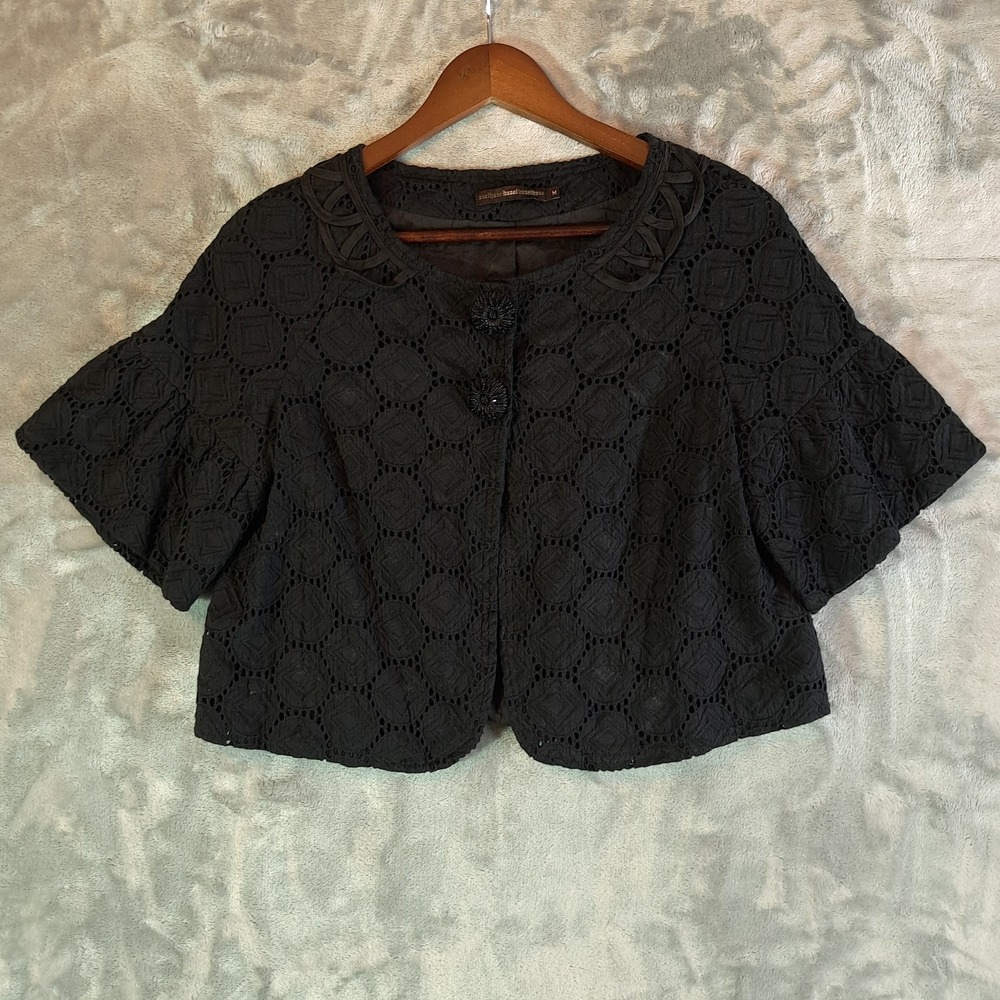 Hazel Anthropologie Black Eyelet Lace Cropped Jacket Blazer Shrug Rosette Button